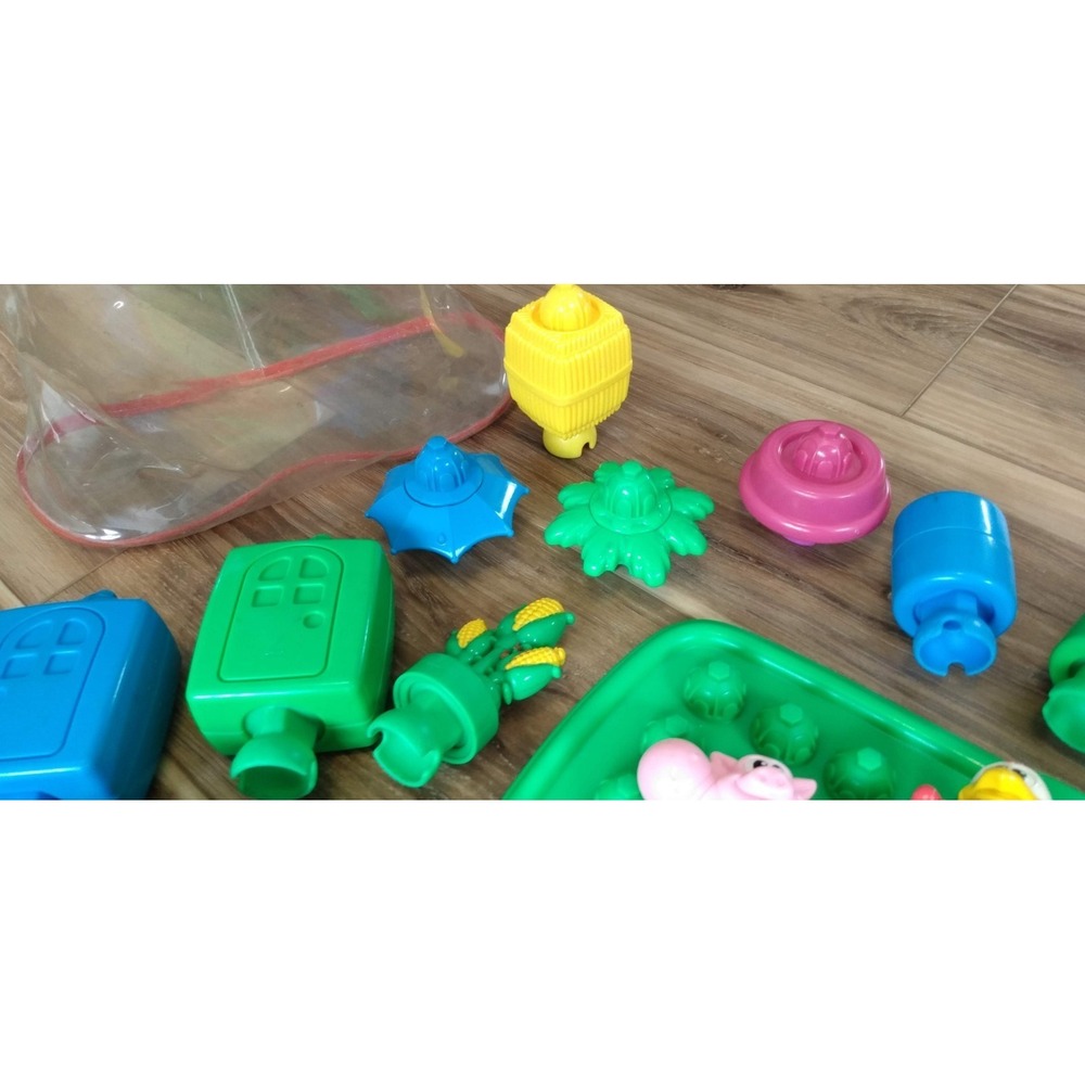 VTG Fisher-Price Pop-Onz Creative Building System w Base Plate Bag Animals 24pc - Picture 3 of 7